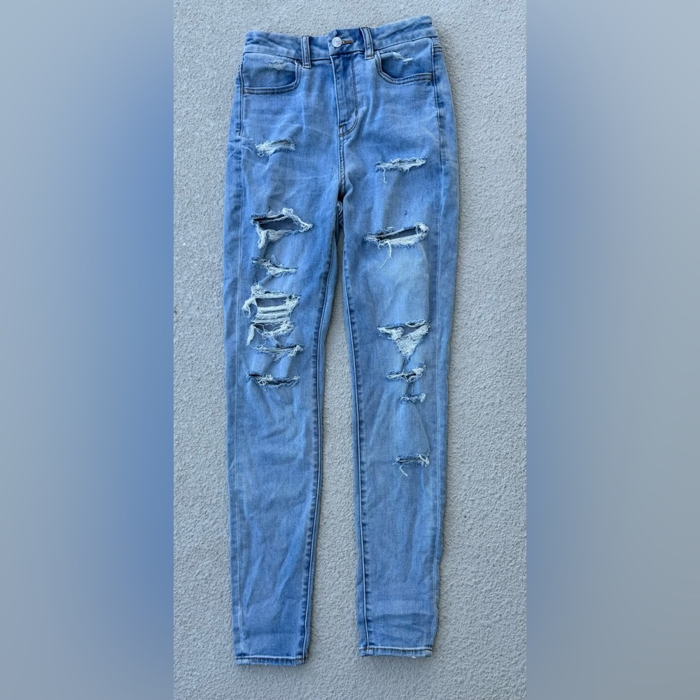 American Eagle Women's Distressed Next Level Stretch Denim Size 4